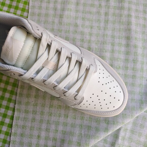 Nike White Sneakers - Picture 6 of 7